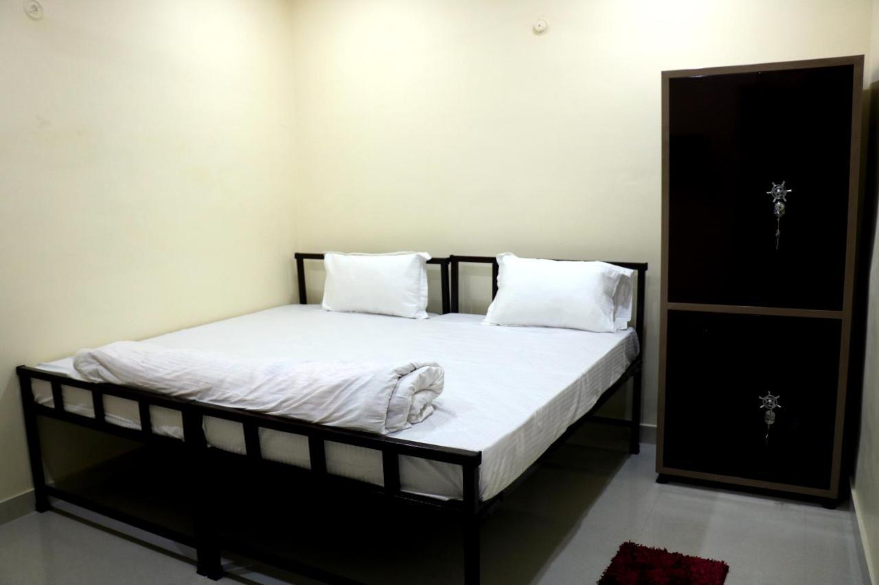 Saraswati Palace Varanasi Dış mekan fotoğraf
